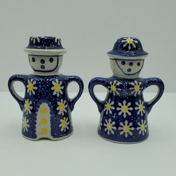 Polish Pottery Man & Woman Salt & Pepper Shakers Figural Daisy Floral Shakers - Picture 1 of 10
